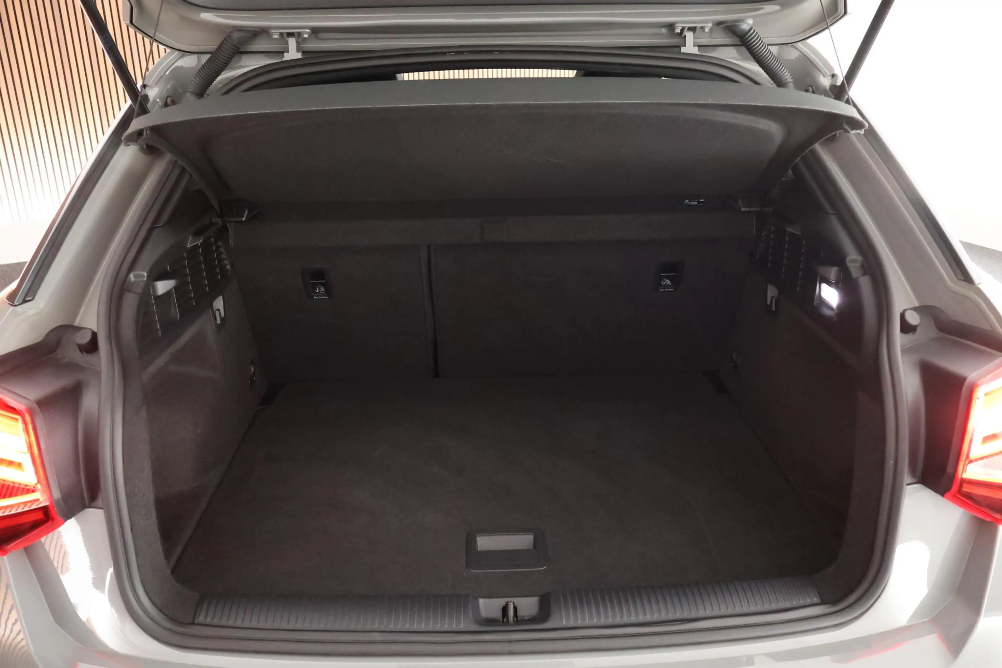 Audi Q2 1.4 TFSI 150pk CoD Edition One Panoramadak Trekhaa — photo 44