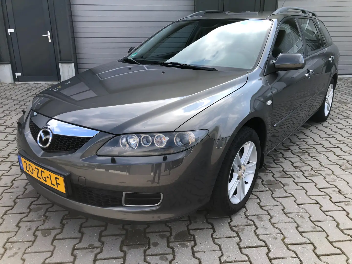 Mazda 6 6 1.8i Touring | Trekhaak | Cuise | Climate | Navi Grijs - 1