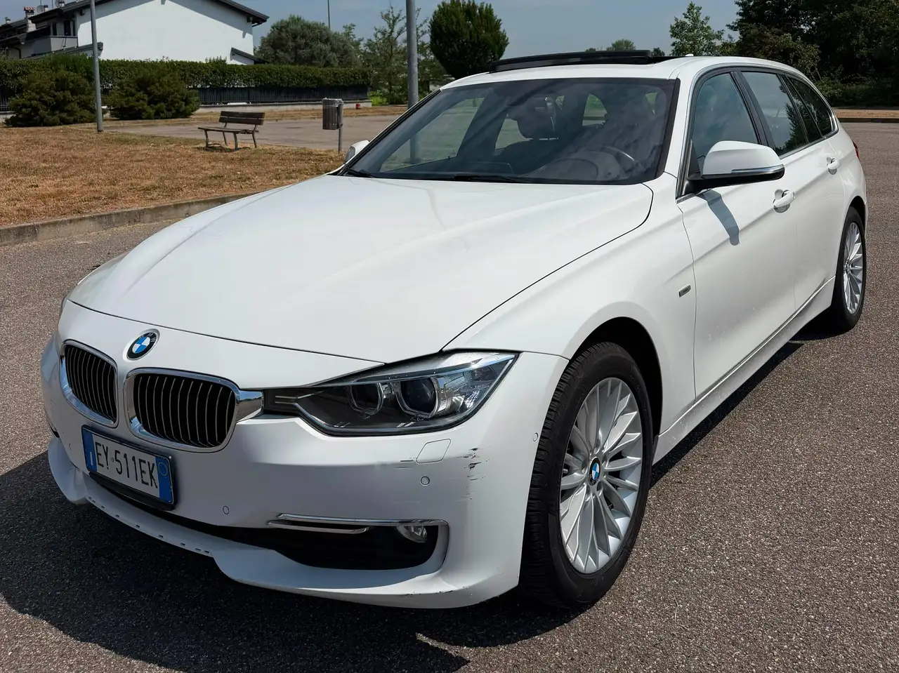 BMW 320