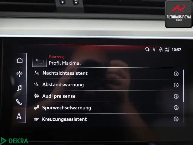 Audi E-Tron view 23
