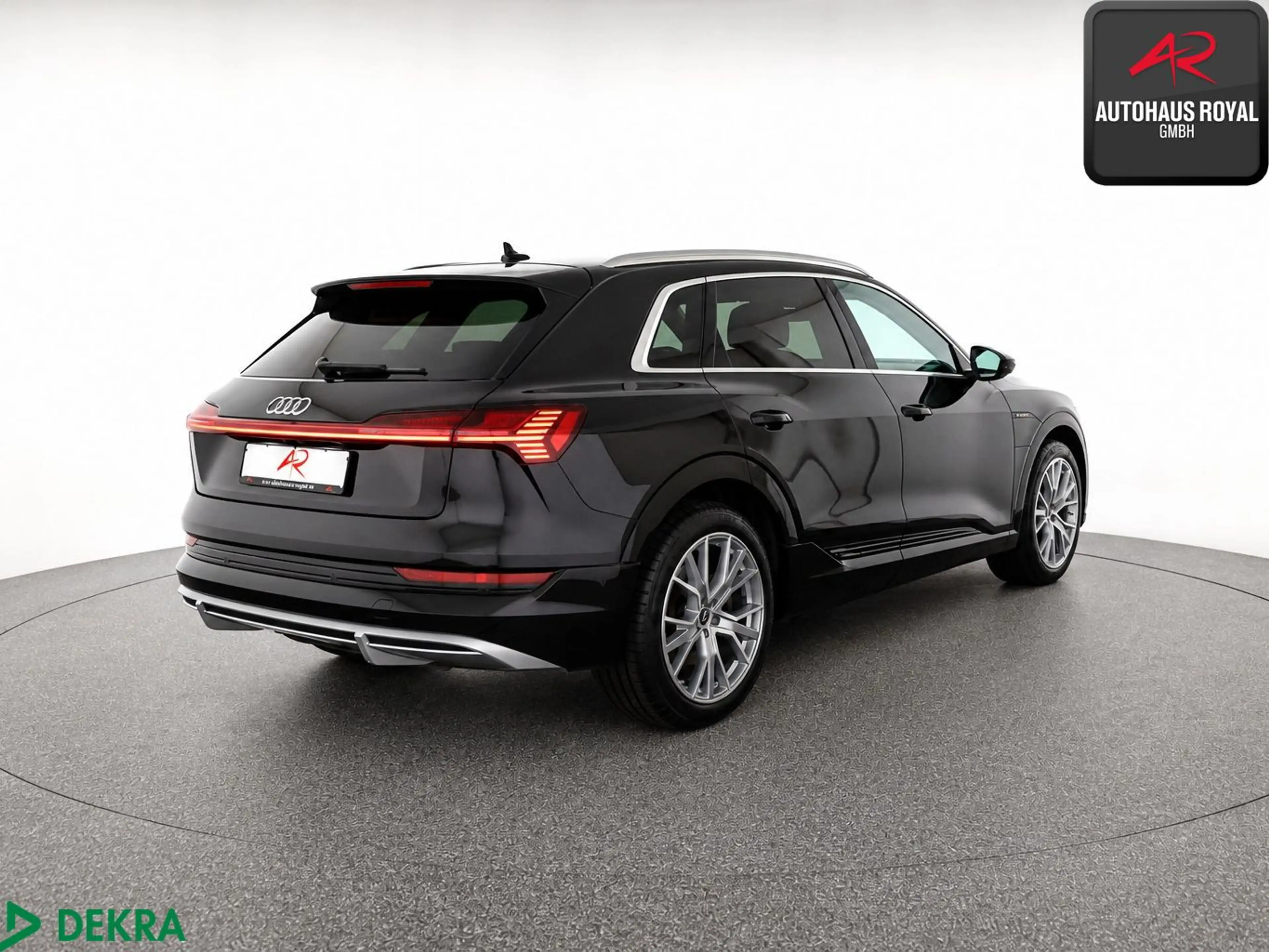 Audi e-tron 55 qu S LINE NACHTSICHT,HUD,KEYLESS,ACC — photo 5