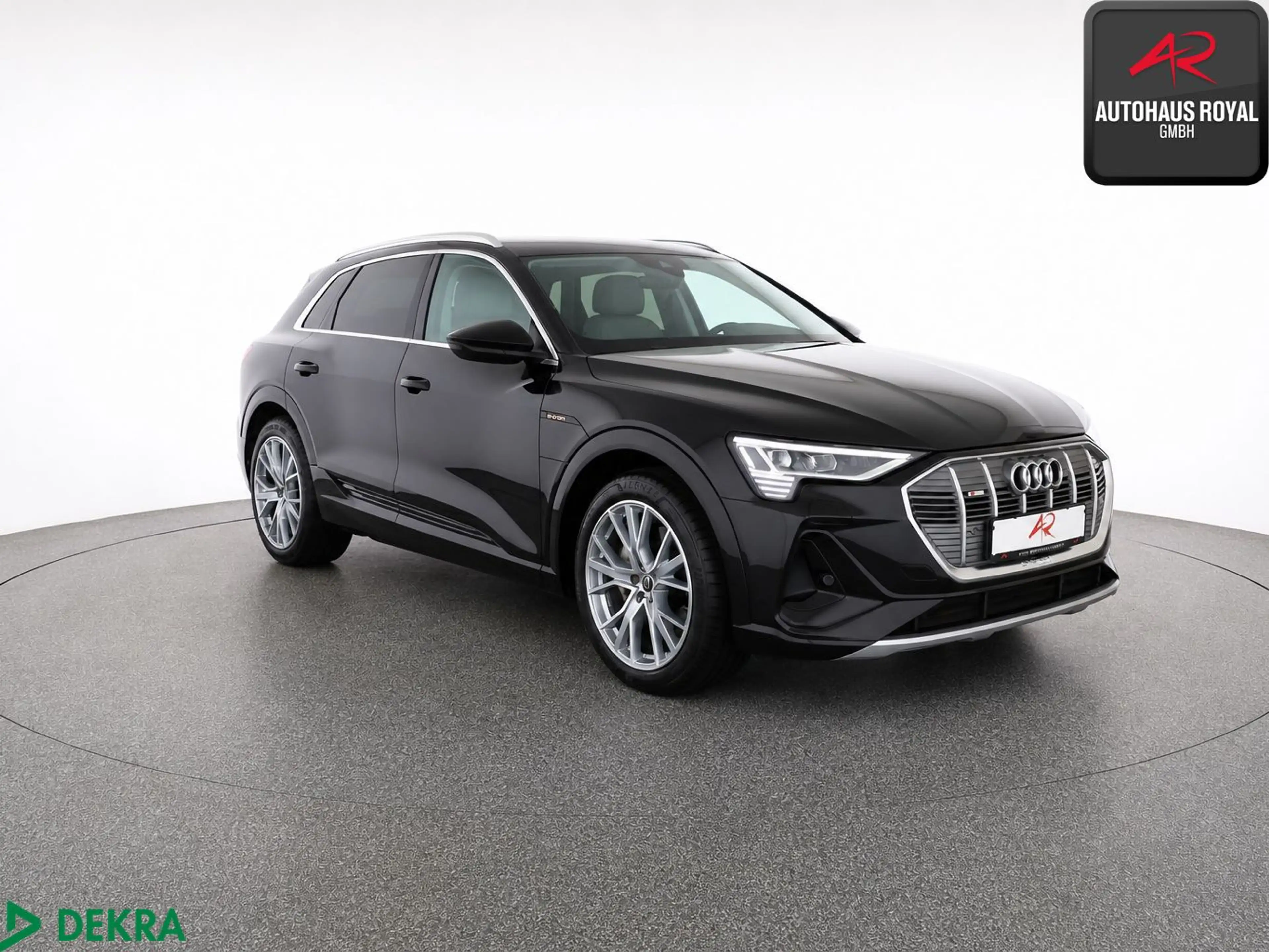 Audi e-tron 55 qu S LINE NACHTSICHT,HUD,KEYLESS,ACC — photo 7