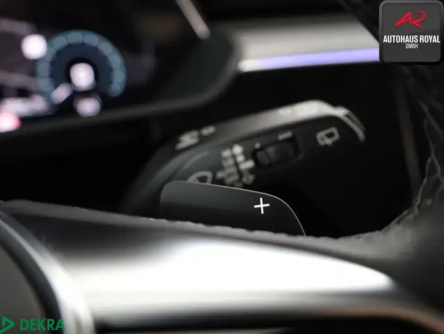 Audi E-Tron view 19