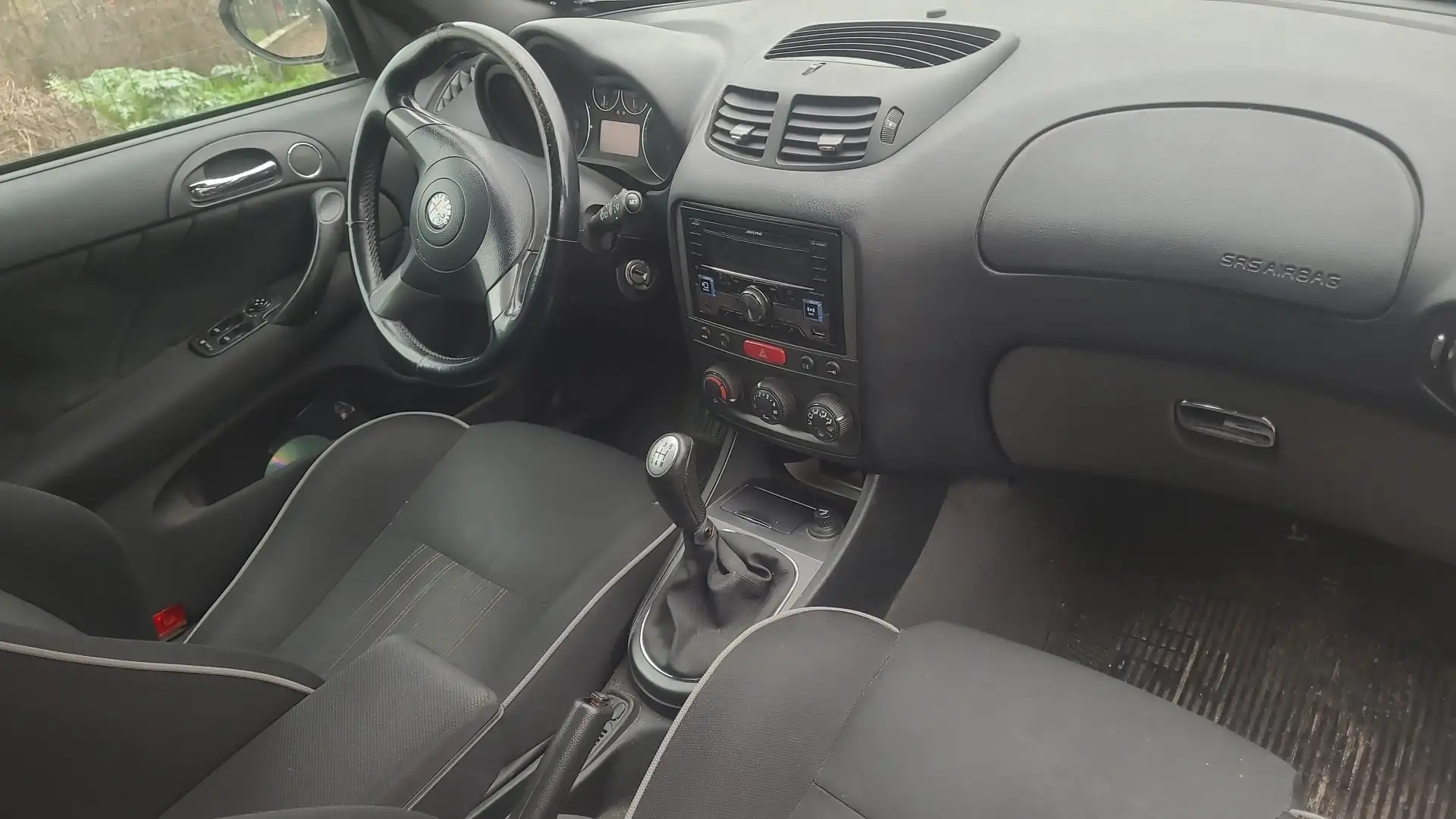 Alfa Romeo 147 5p 1.6 ts 16v BlackLine 105cv - 2