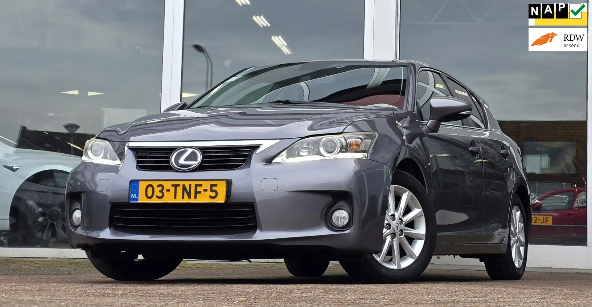 Lexus CT 200h Hybrid-100% Dealer onderhouden-Cruise Control-3e E Grijs - 1