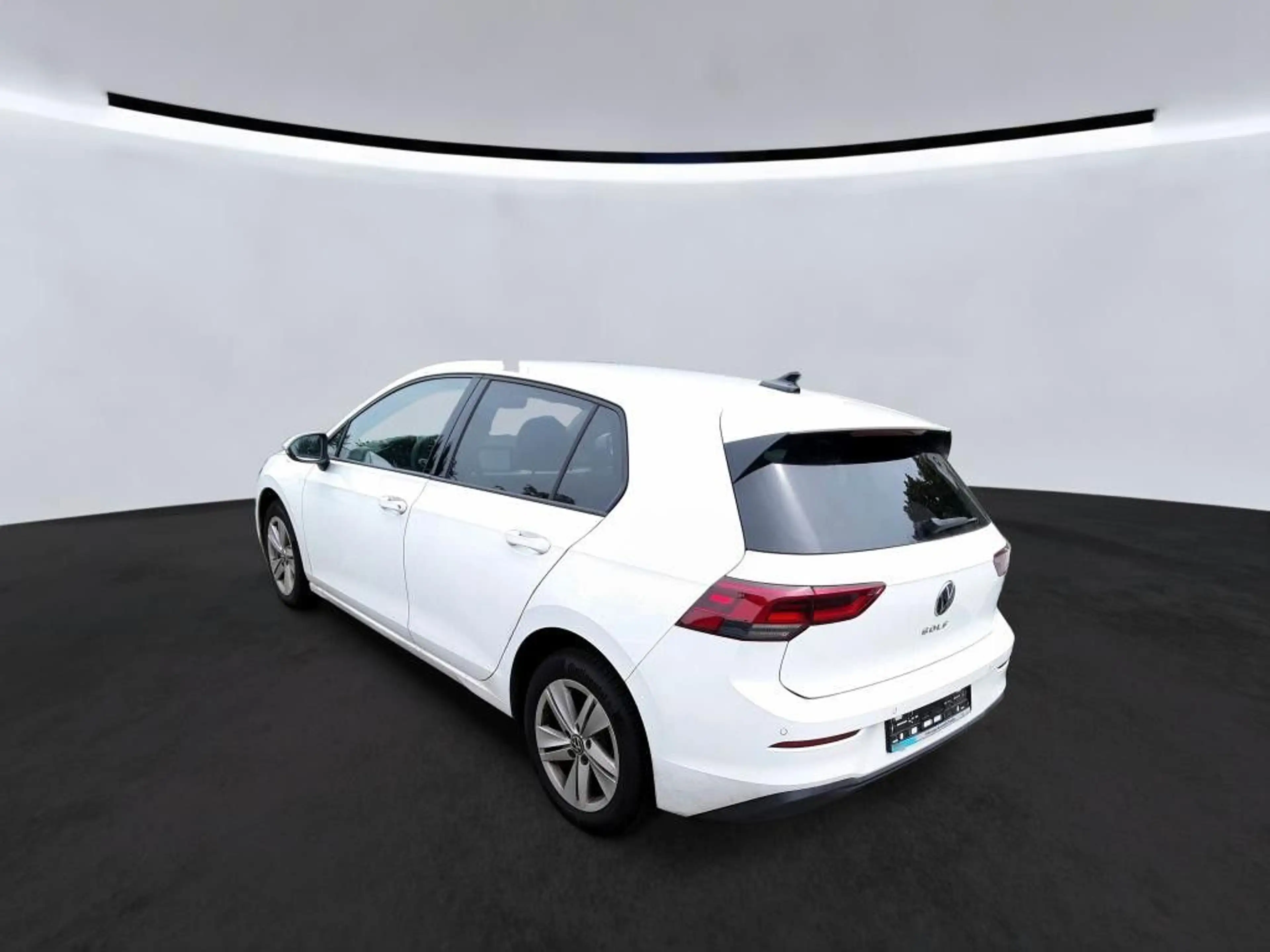 Volkswagen Golf VIII Lim. Life 1.5 TSI Navi SHZ ACC LED Alu — photo 3