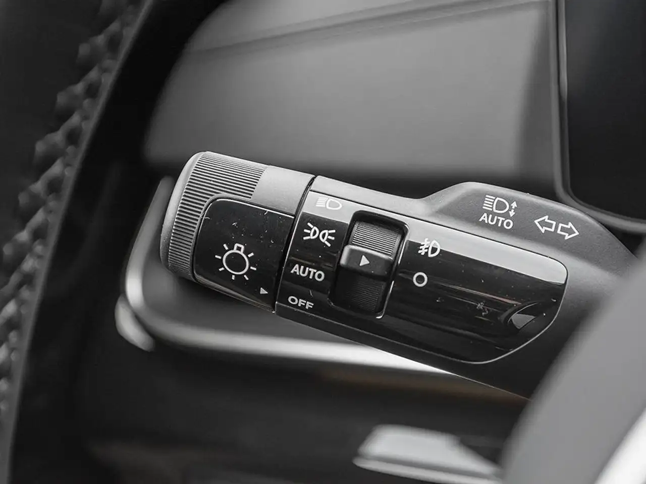 Kia Carnival снимка Kia Carnival