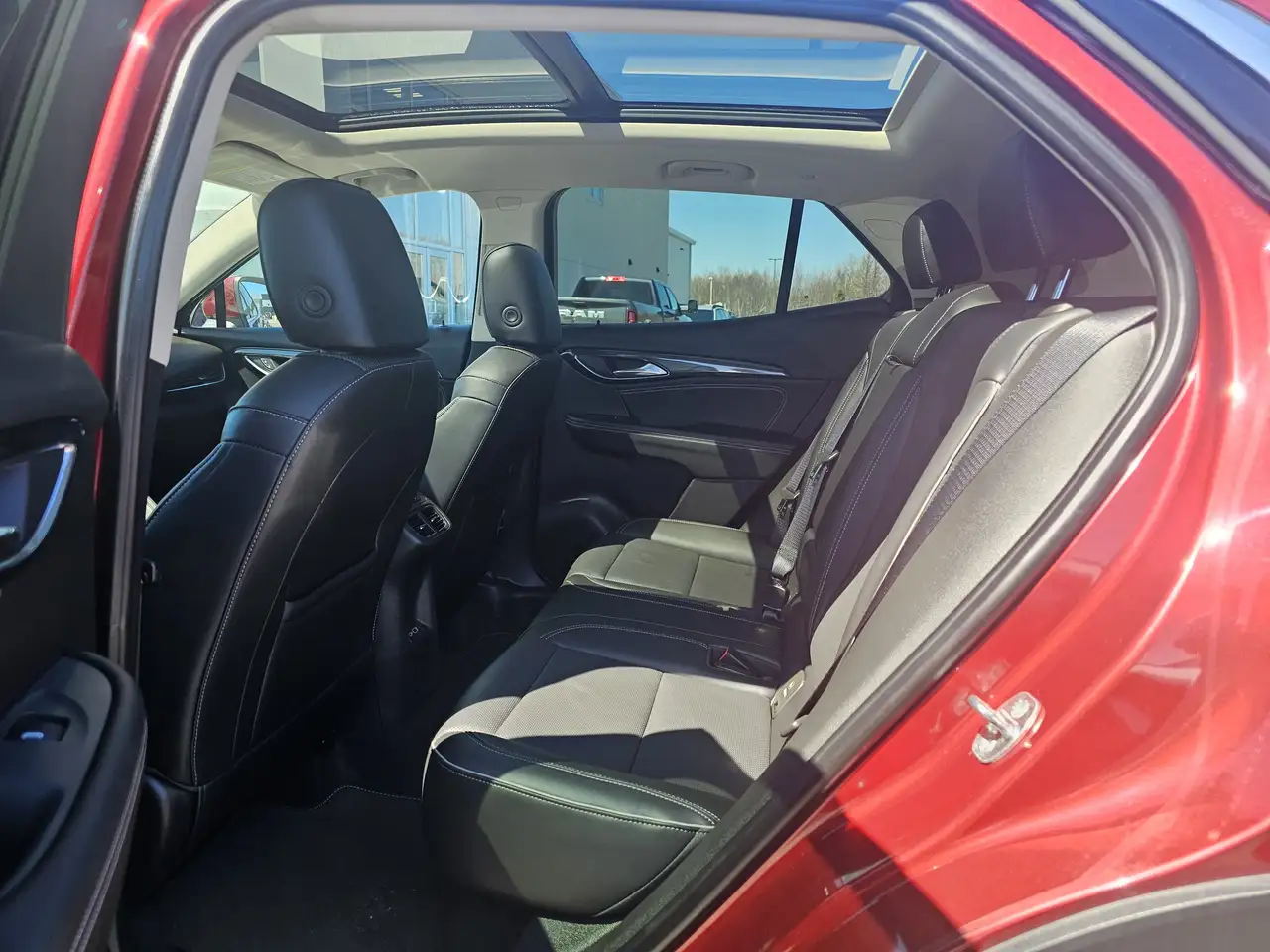 Buick Envision снимка Buick Envision