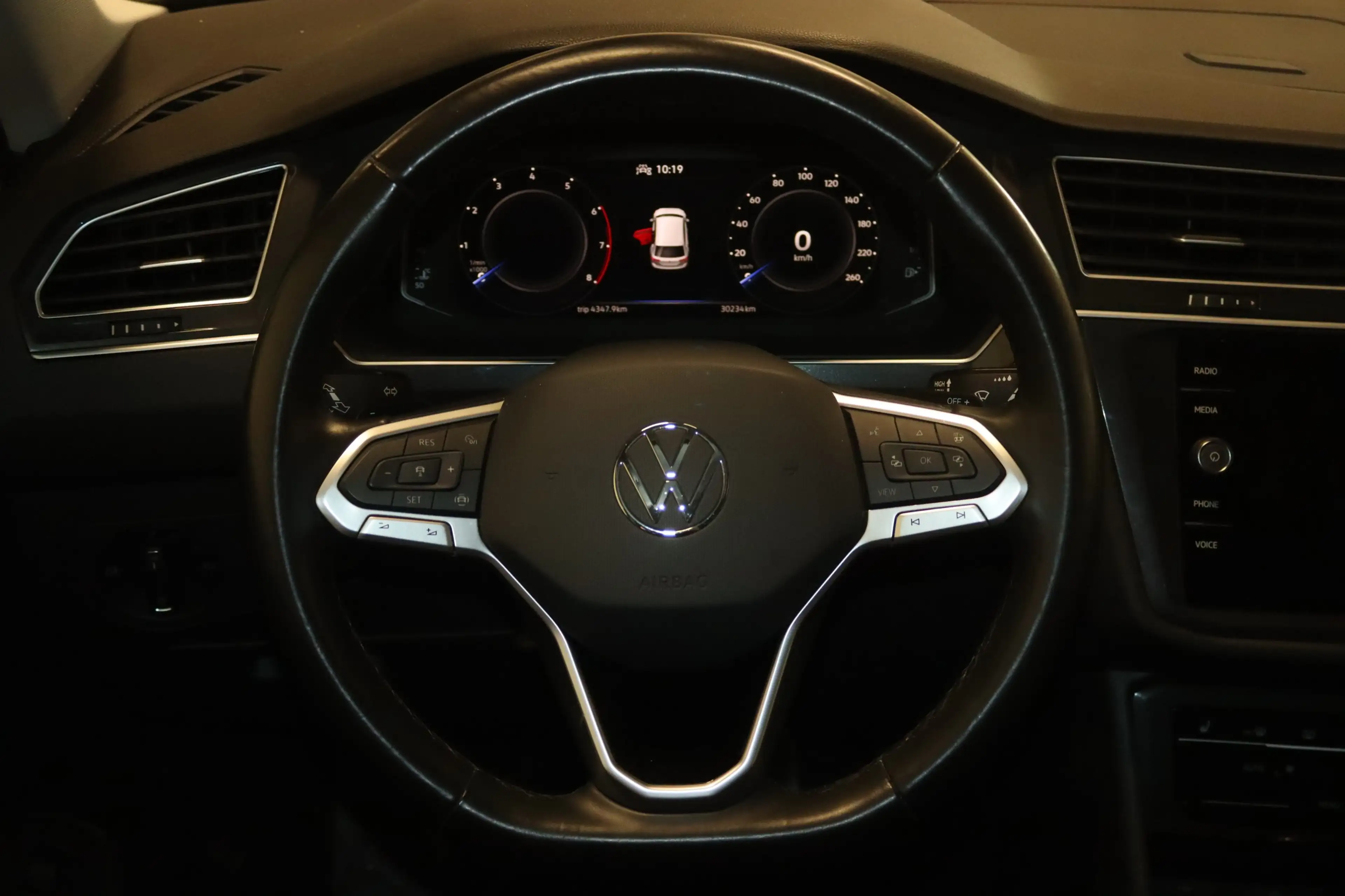 Volkswagen Tiguan Allspace 1.5 TSI Life-7Si.-Virt.-NAV-AHK- — photo 5