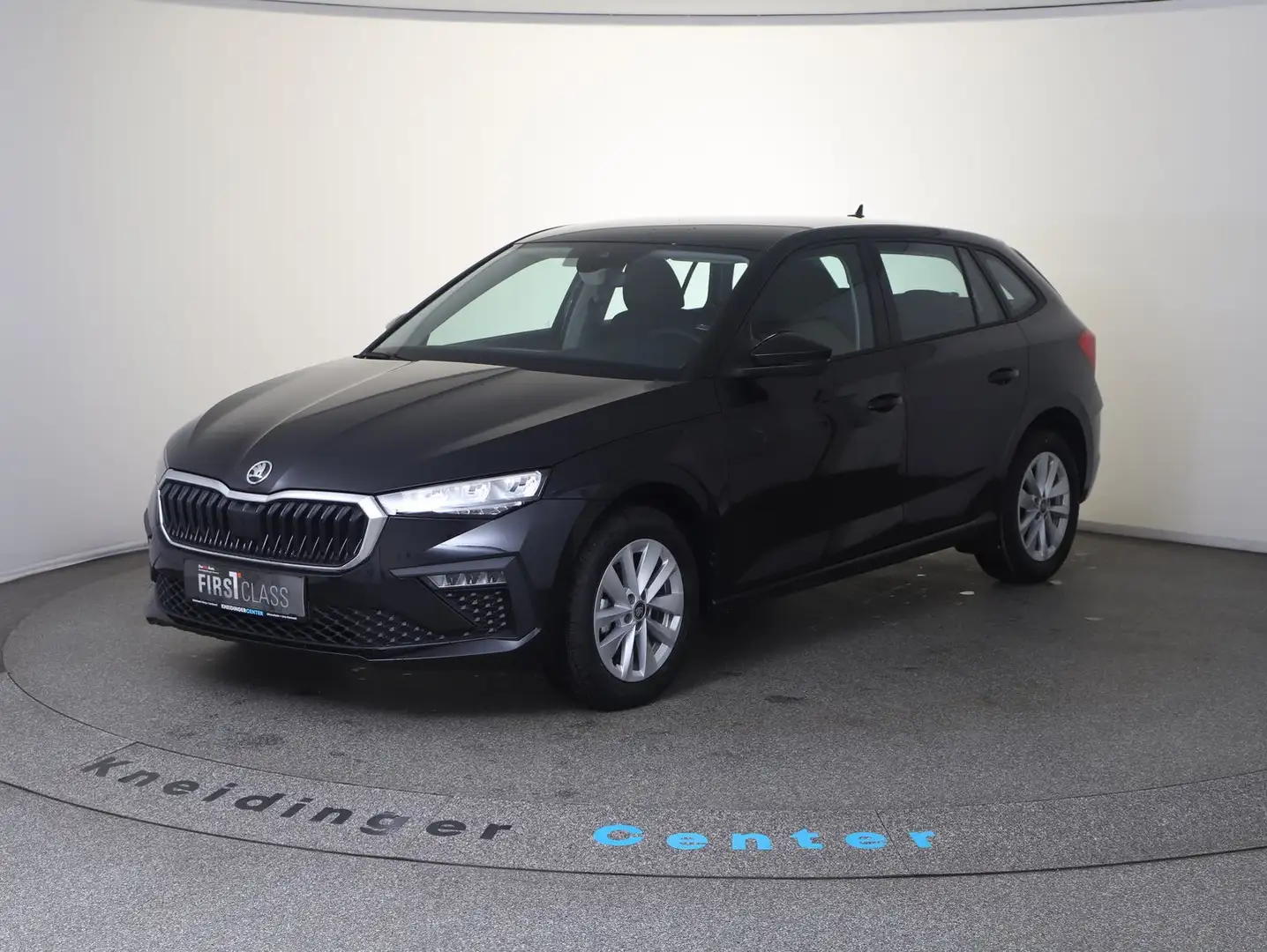 Skoda Scala Essence TSI Schwarz - 2