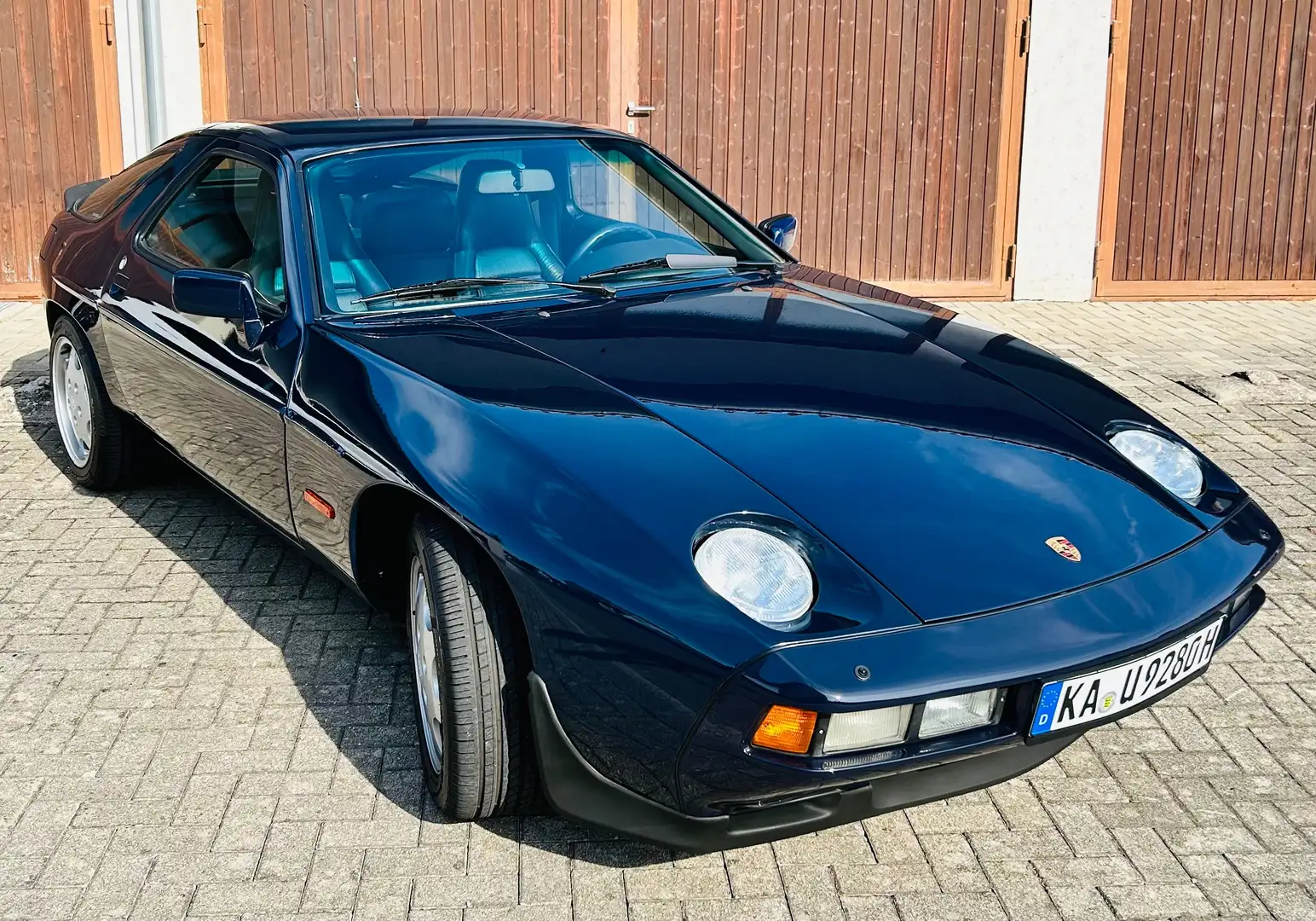 Porsche 928 S Azul - 2
