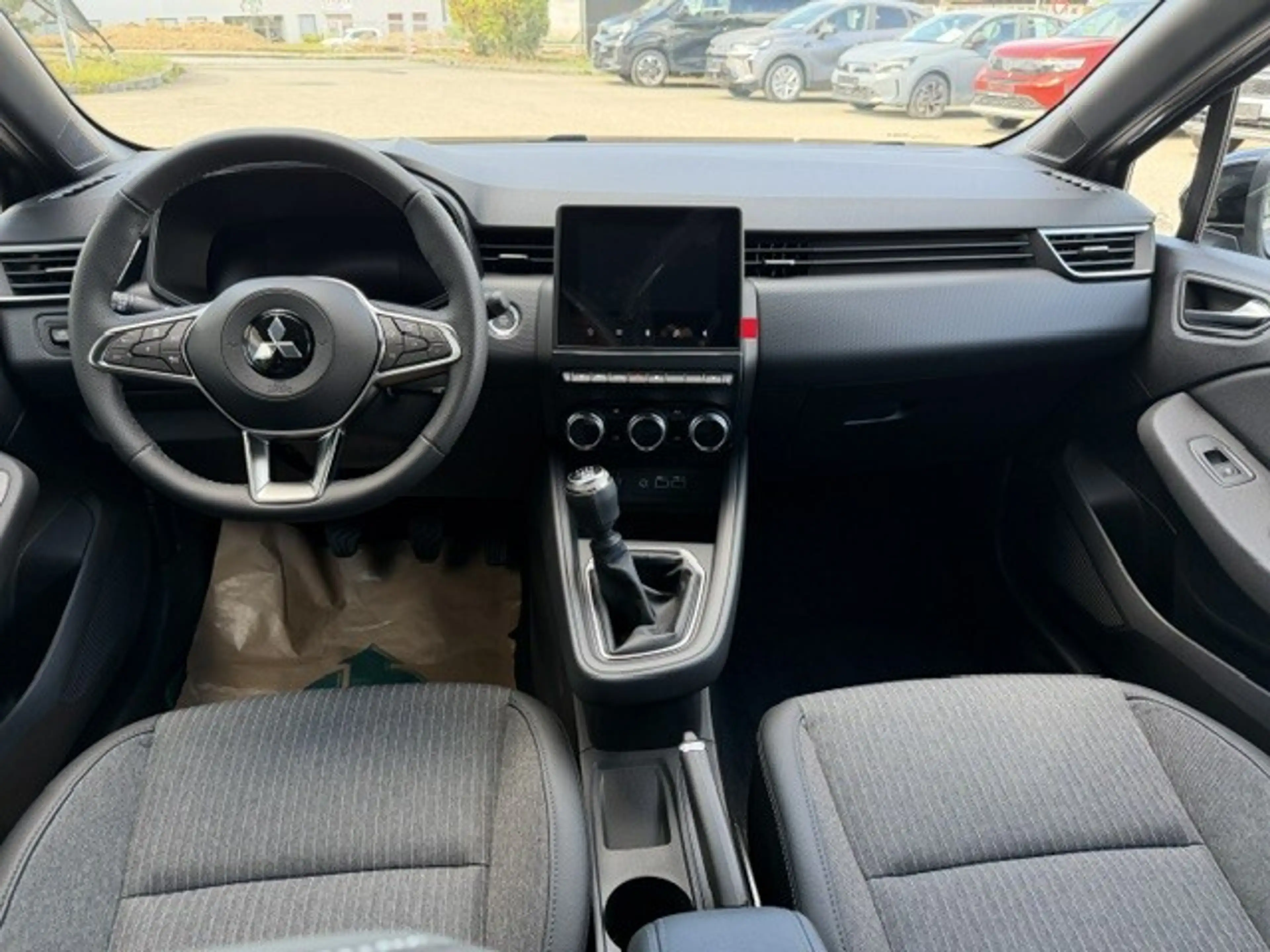 Mitsubishi Colt 1,0 MPI-T Intense — photo 15