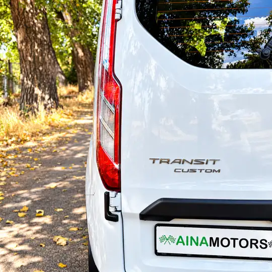 Ford Transit Custom 2022, foto 12