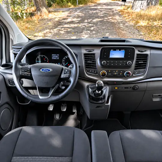 Ford Transit Custom 2022, foto 13