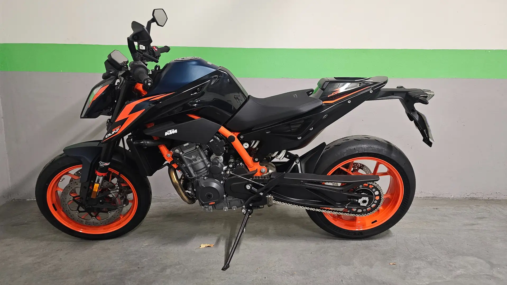 KTM 890 Duke R KTM 890 DUKE R Albastru - 1