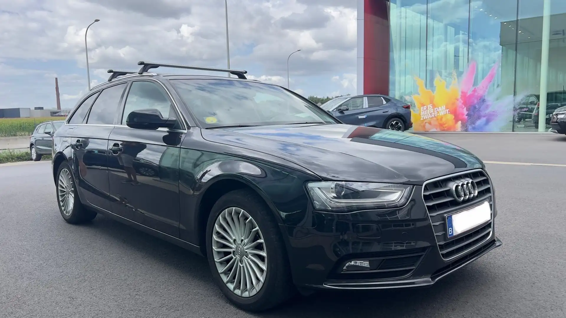 Audi A4 A4 Avant 2.0 TDI DPF Attraction Zwart - 2
