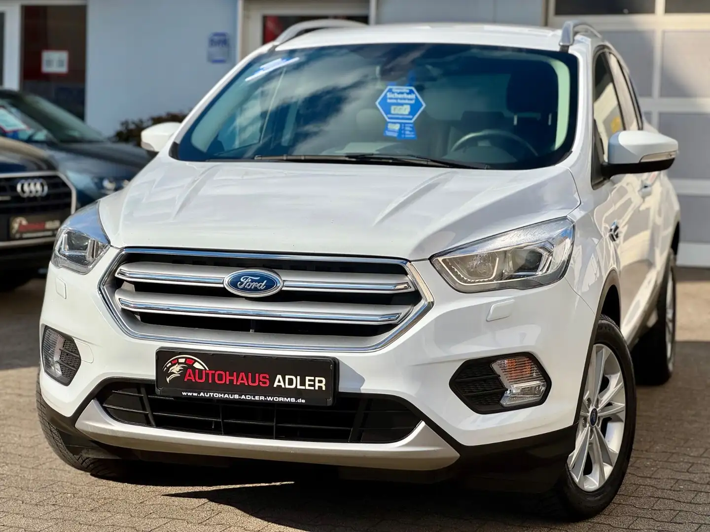 Ford Kuga 1.5 EcoBoost Titanium*1HD*NAVI*LED*SH+LH*6G Blanc - 2