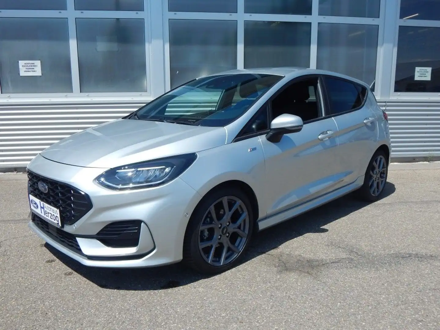 Ford Fiesta 1.0 EcoBoost S&S ST-LINE Silber - 1