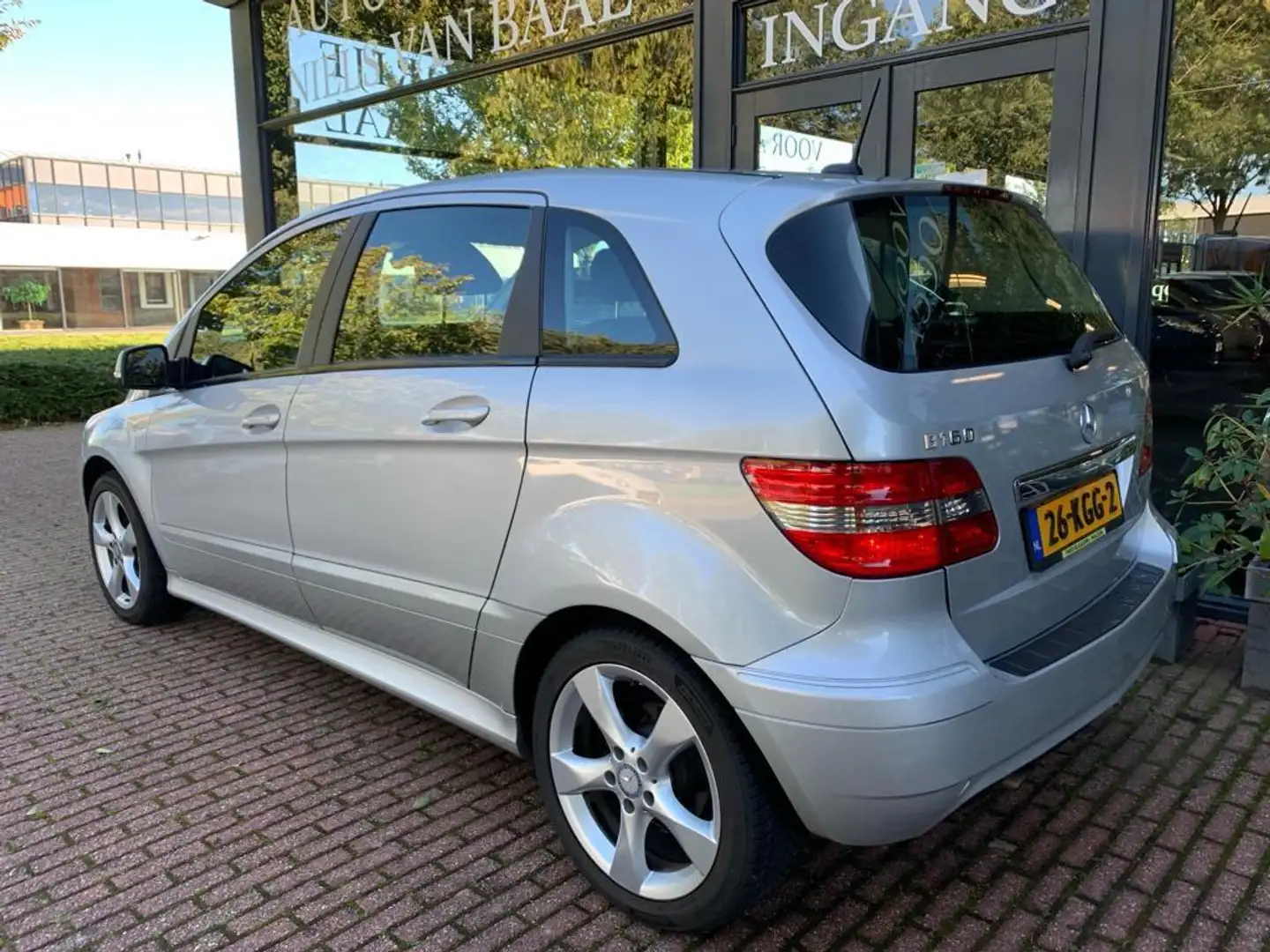 Mercedes-Benz B 160 BlueEFFICIENCY Business NL Auto! Gri - 2