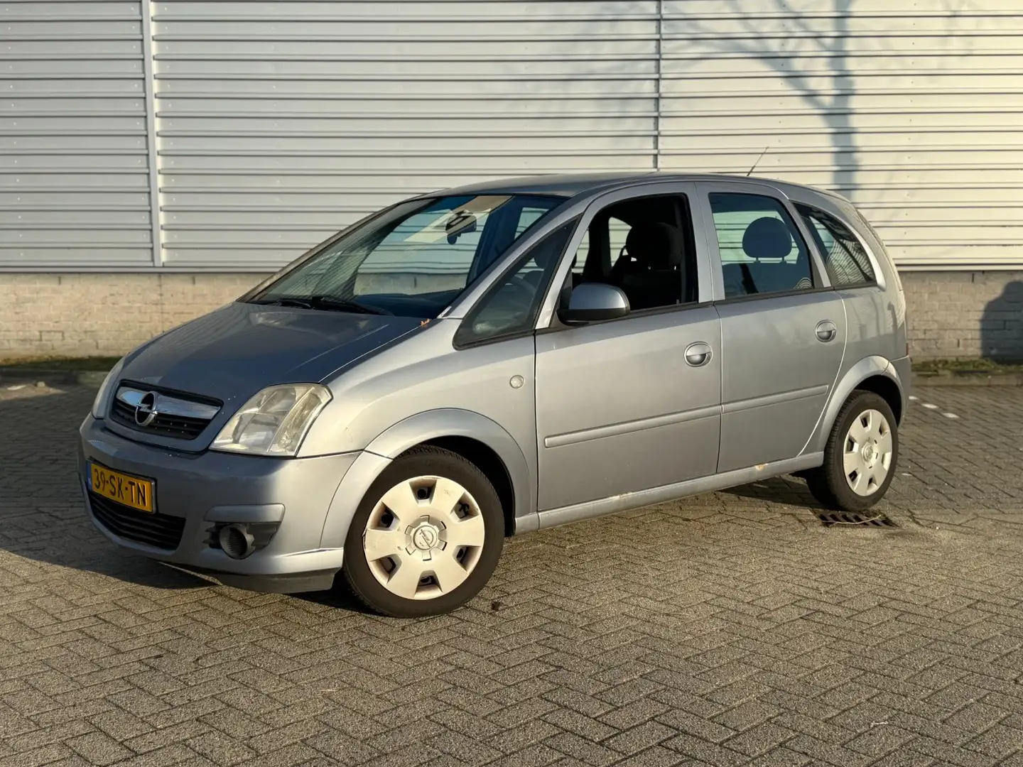 Opel Meriva 1.4-16V Enjoy (INRUILKOOPJE) Gris - 1