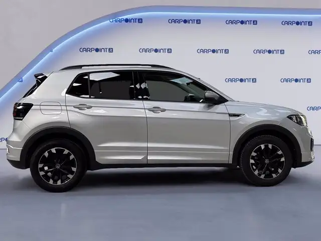 Volkswagen T-Cross view 7