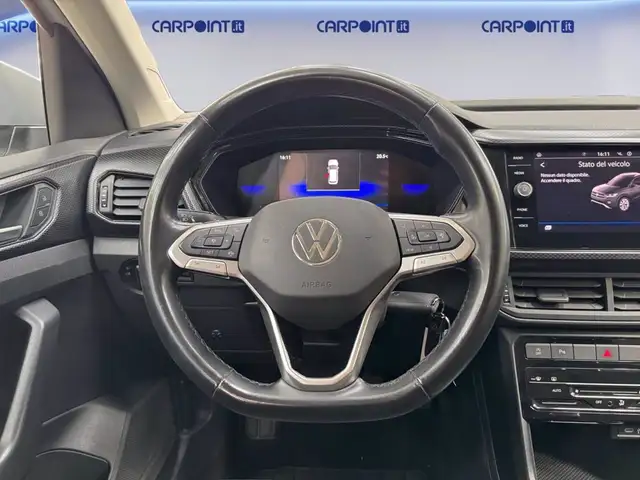Volkswagen T-Cross view 13