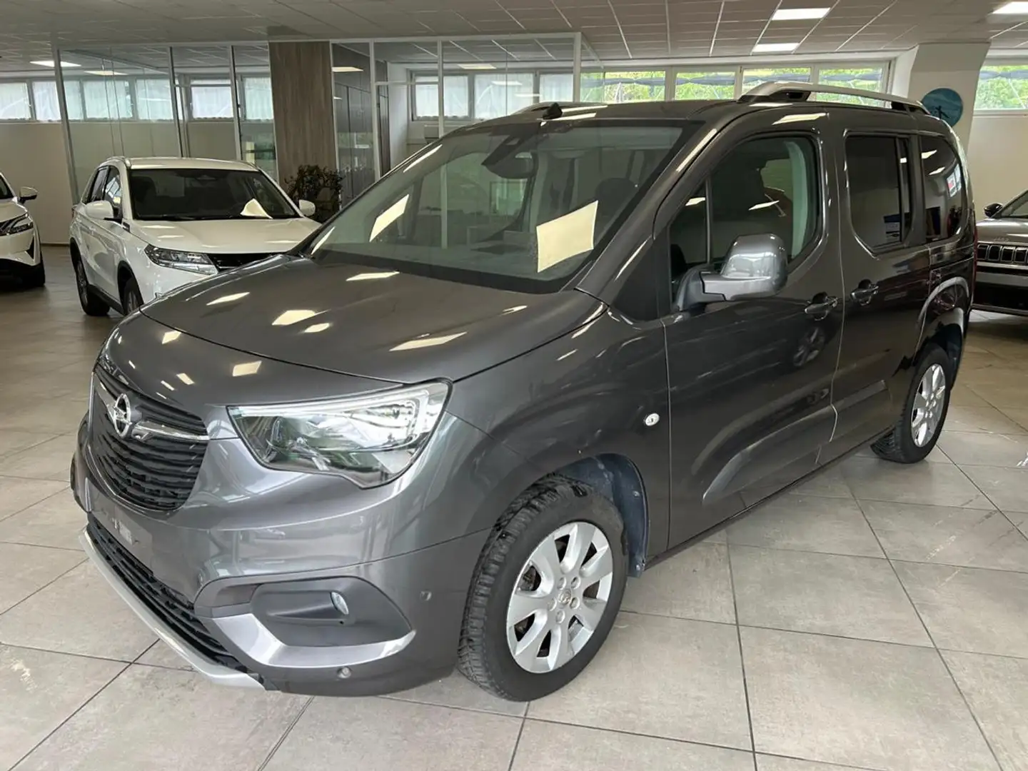 Opel Combo Life 1.5D 100 CV S&S Innovation Grigio - 1