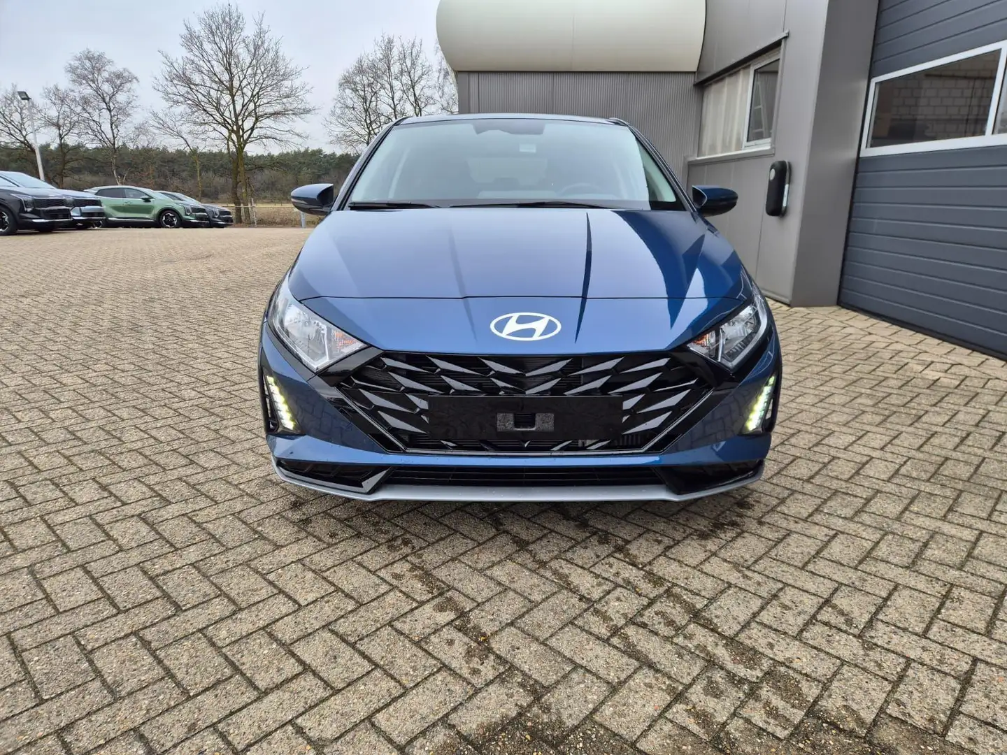 Hyundai i20 1.0 T-GDI 90PS Trend Automatik 5-türig Klimaaut... Blau - 2