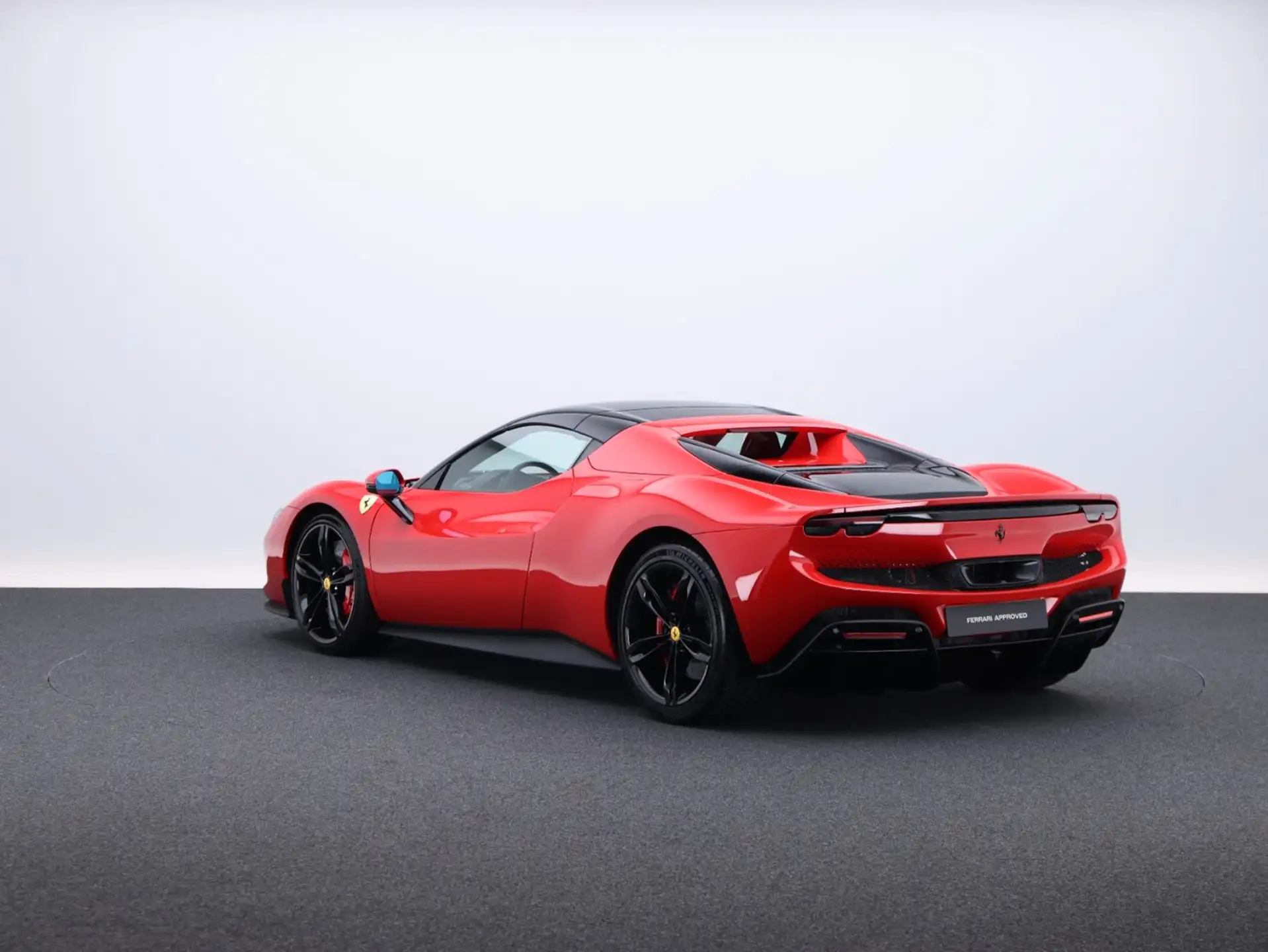 페라리 296 GTS 2024 빨강 사진 5