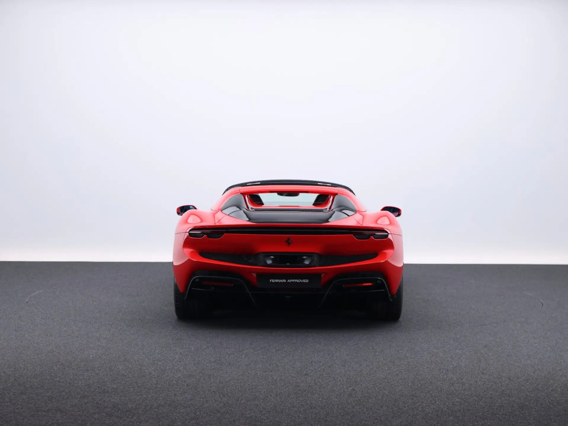 페라리 296 GTS 2024 빨강 사진 6