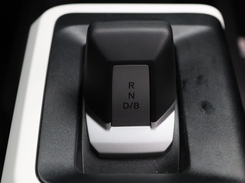 Dacia Spring Expression 70 24.3 kWh Achteruitrijcamera | Apple — photo 15