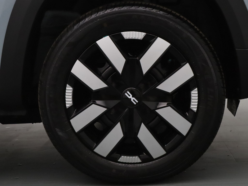 Dacia Spring Expression 70 24.3 kWh Achteruitrijcamera | Apple — photo 30