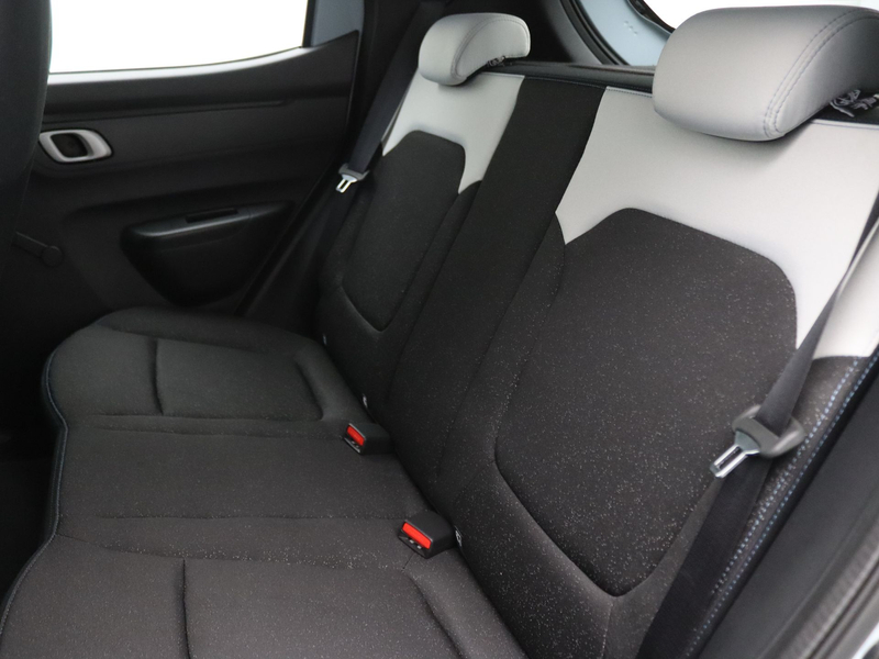 Dacia Spring Expression 70 24.3 kWh Achteruitrijcamera | Apple — photo 20