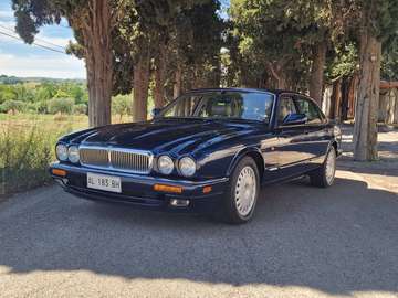 XJ6 3.2 Cambio Manuale - Book Service