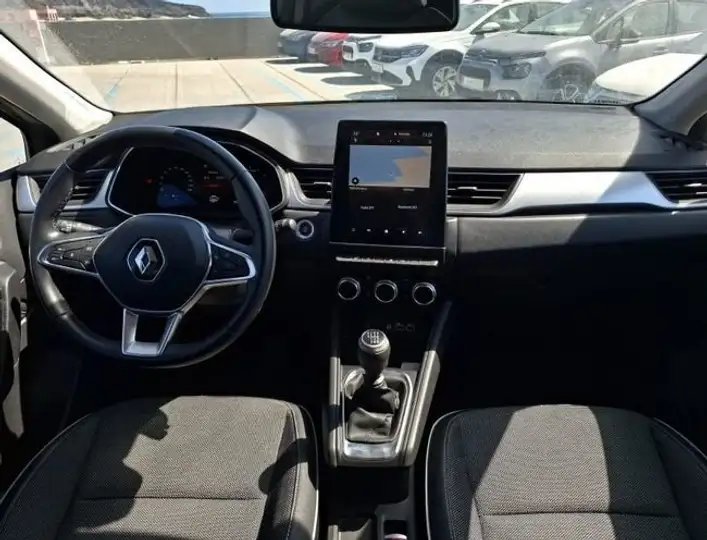 Renault Captur techno Tce 2024, foto 3