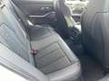 BMW M3 Competition xDrive Touring Carbon Driving Assist H Weiß - thumbnail 13