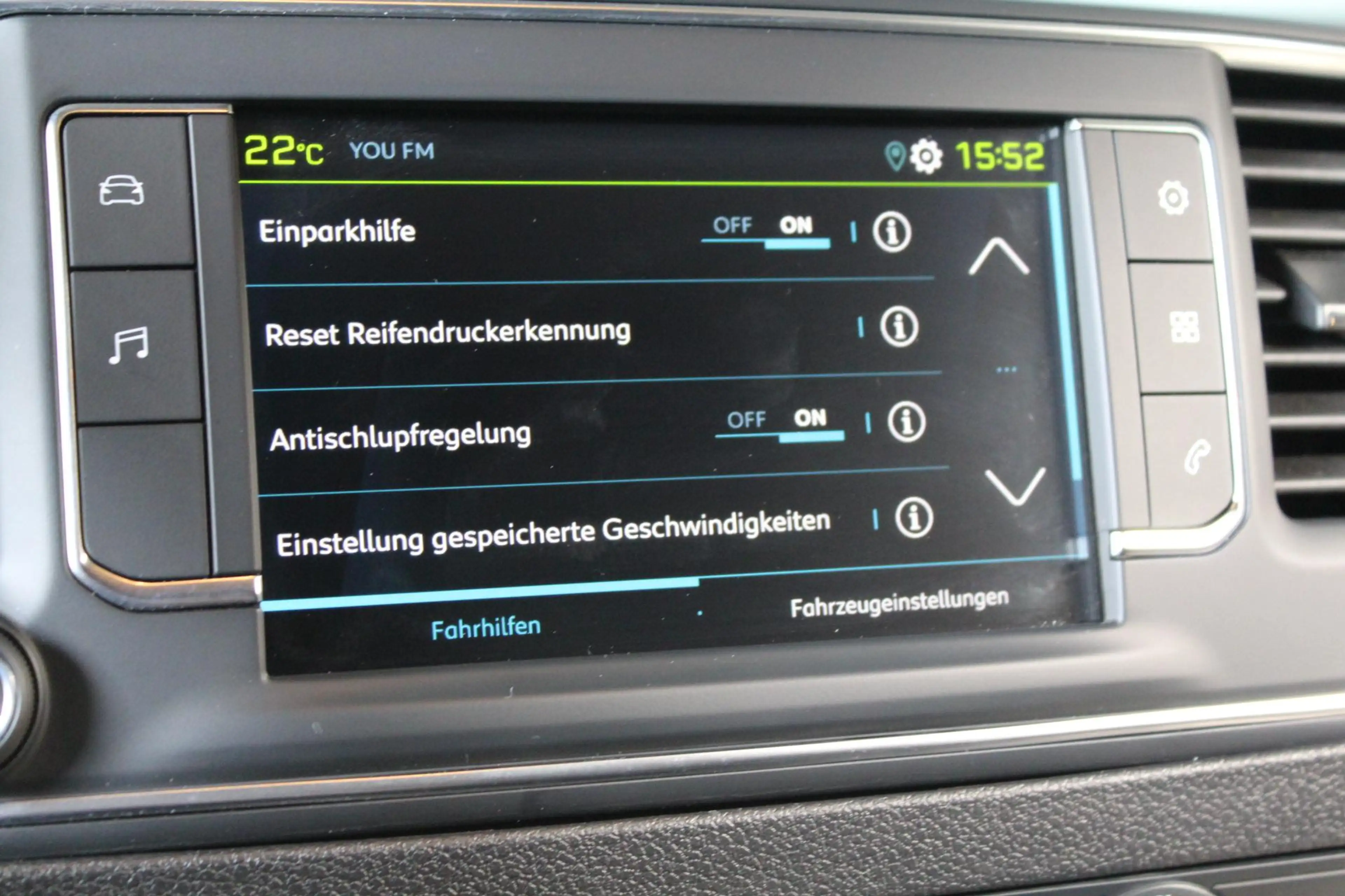 Peugeot e-Expert e-Expert L2 Premium 136 PS SOFORT — photo 14