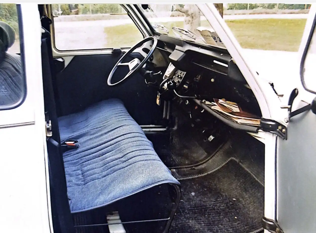 Citroen 2CV6 0.6 Special, foto 4