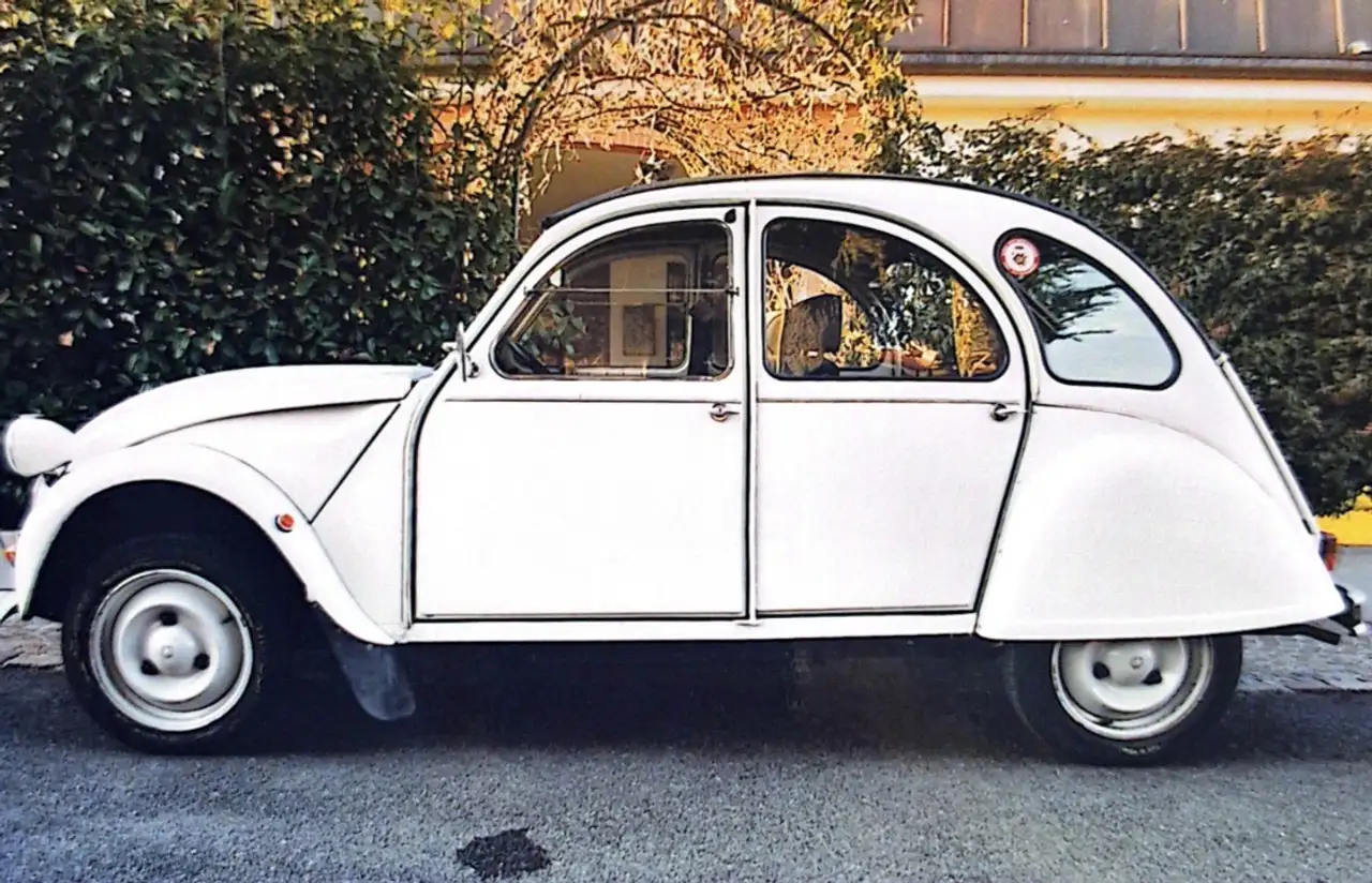 Citroen 2CV6 0.6 Special, foto 2