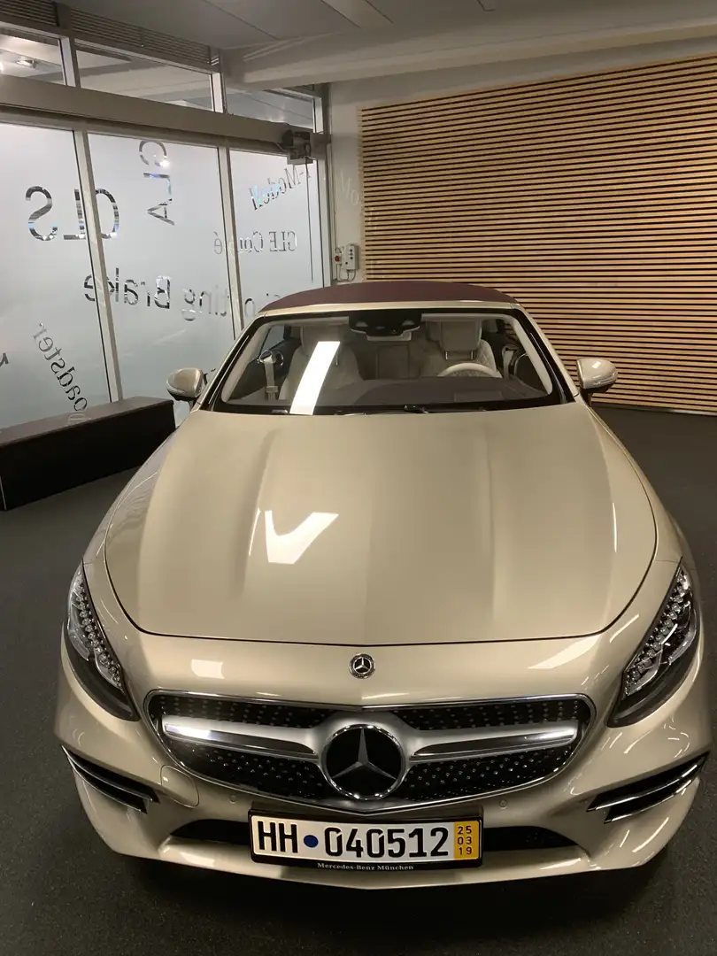 Mercedes-Benz S 560 E S 560 Exclusive Edition (217.483) Beige - 2