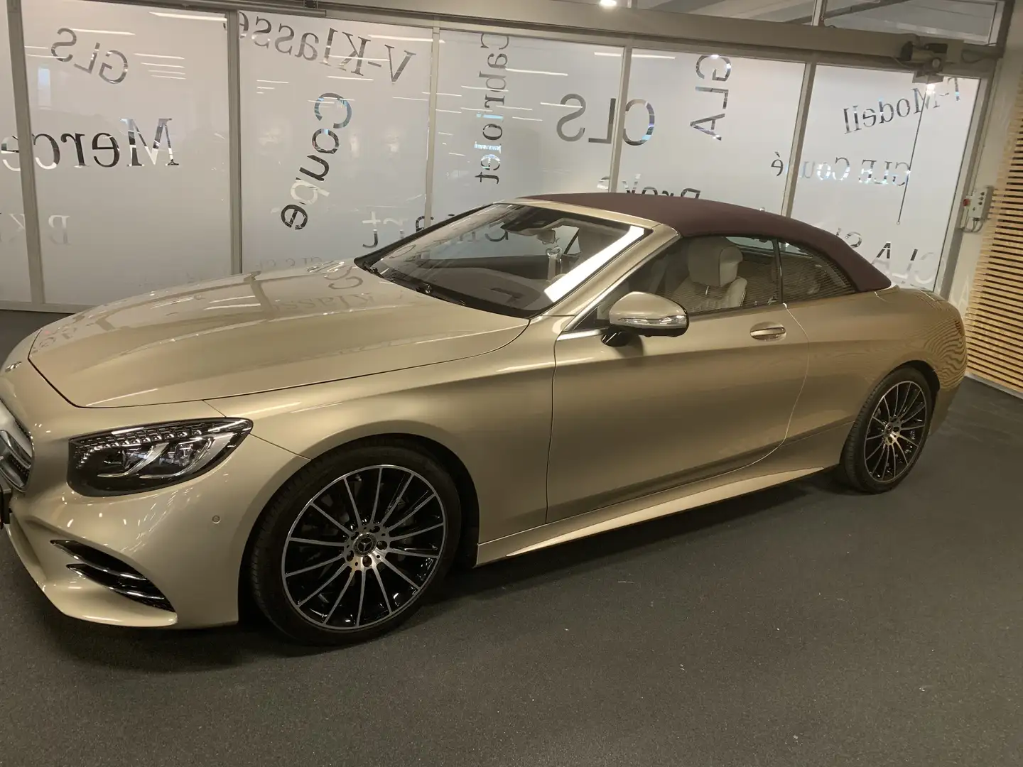 Mercedes-Benz S 560 E S 560 Exclusive Edition (217.483) Beige - 1