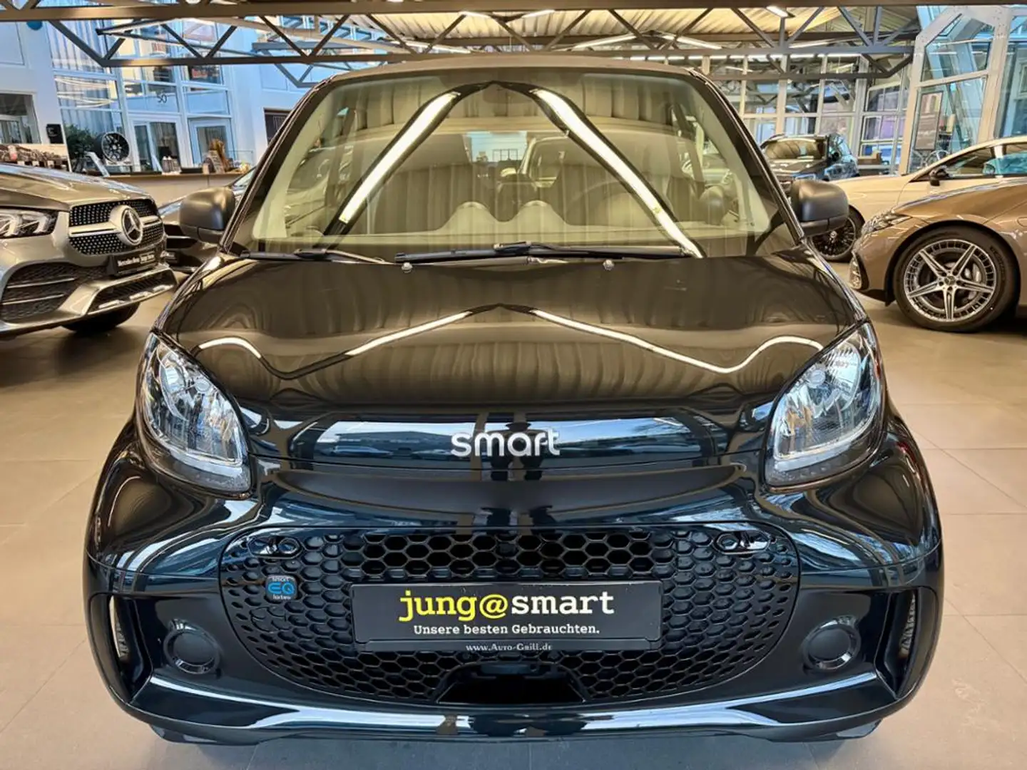 smart forTwo EQ  22kw Bordlader 4Season 6999km Schwarz - 2