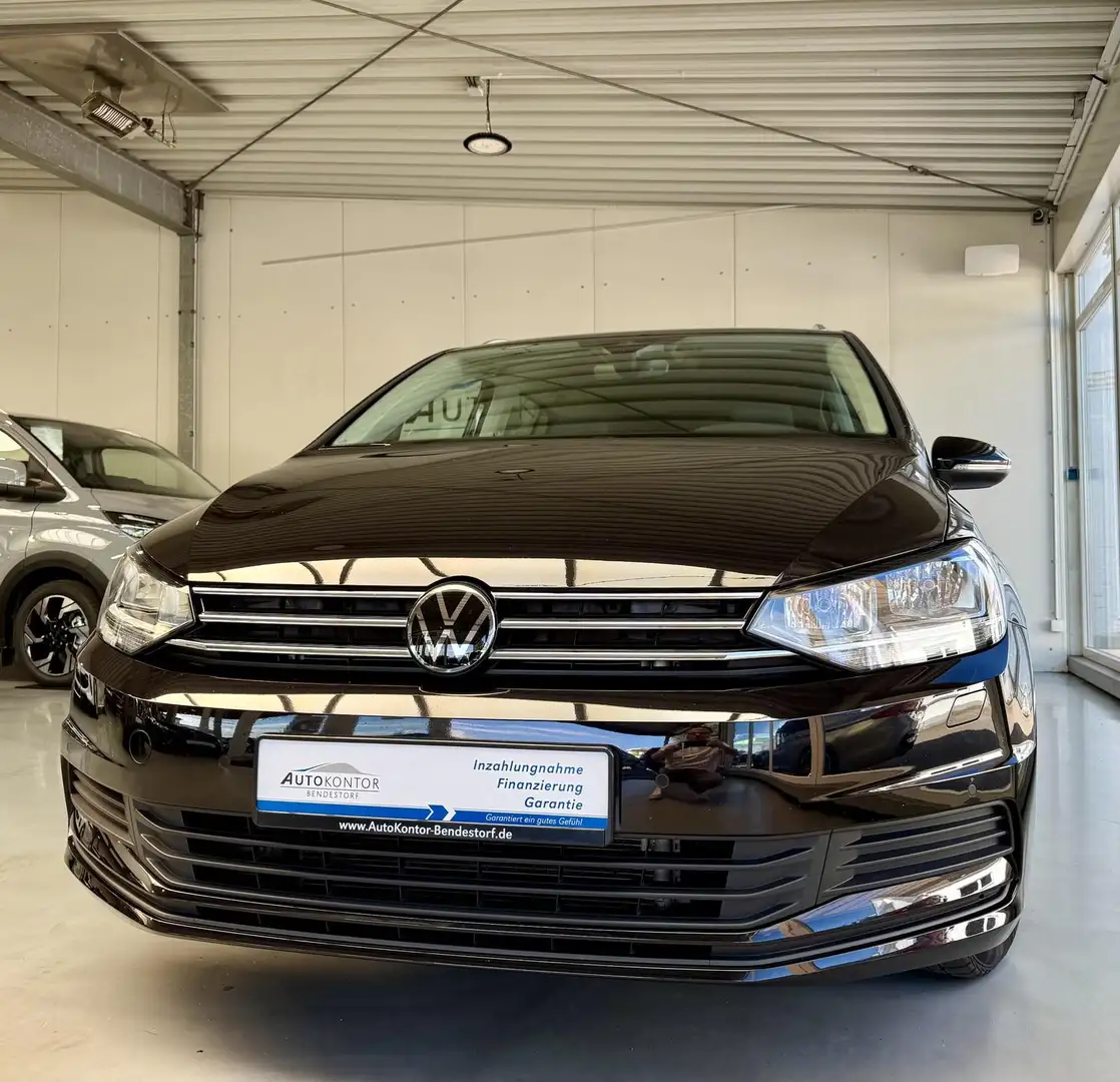 Volkswagen Touran Autom., *Navi *ACC *7-Sitzer *AHK Zwart - 1