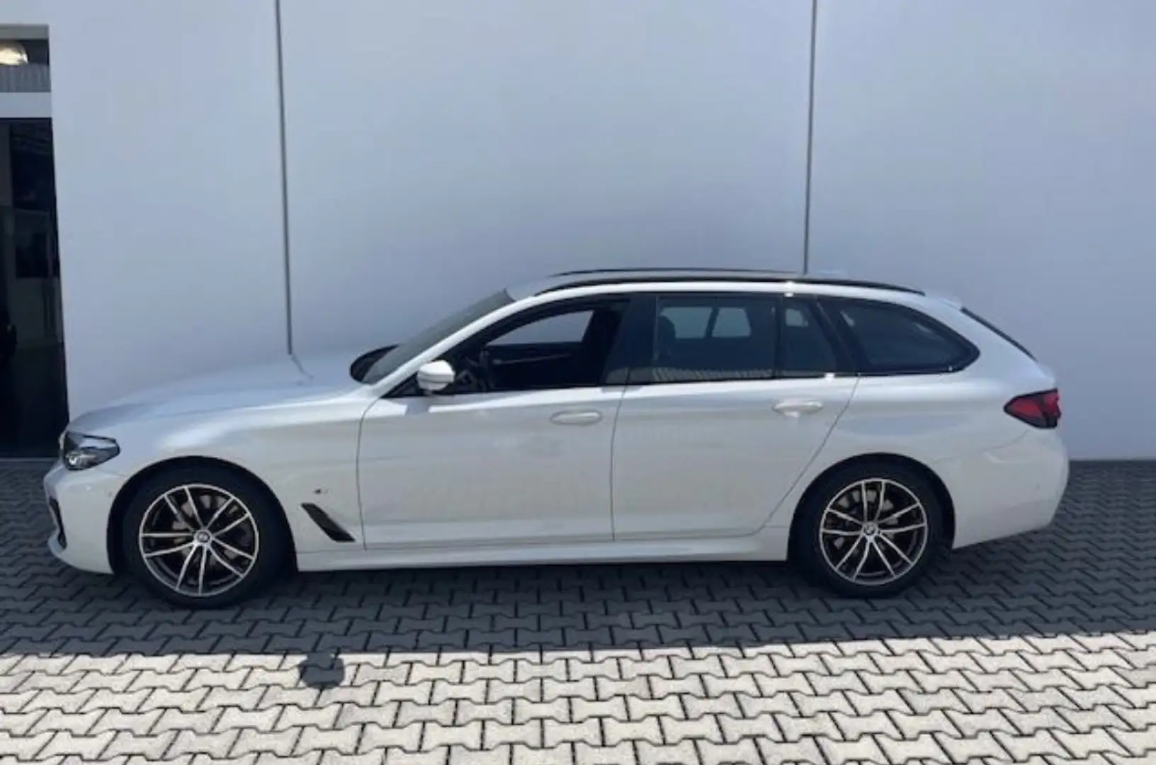 BMW 520 520d Touring Msport PREZZO CHIAVI IN MANO Blanc - 2