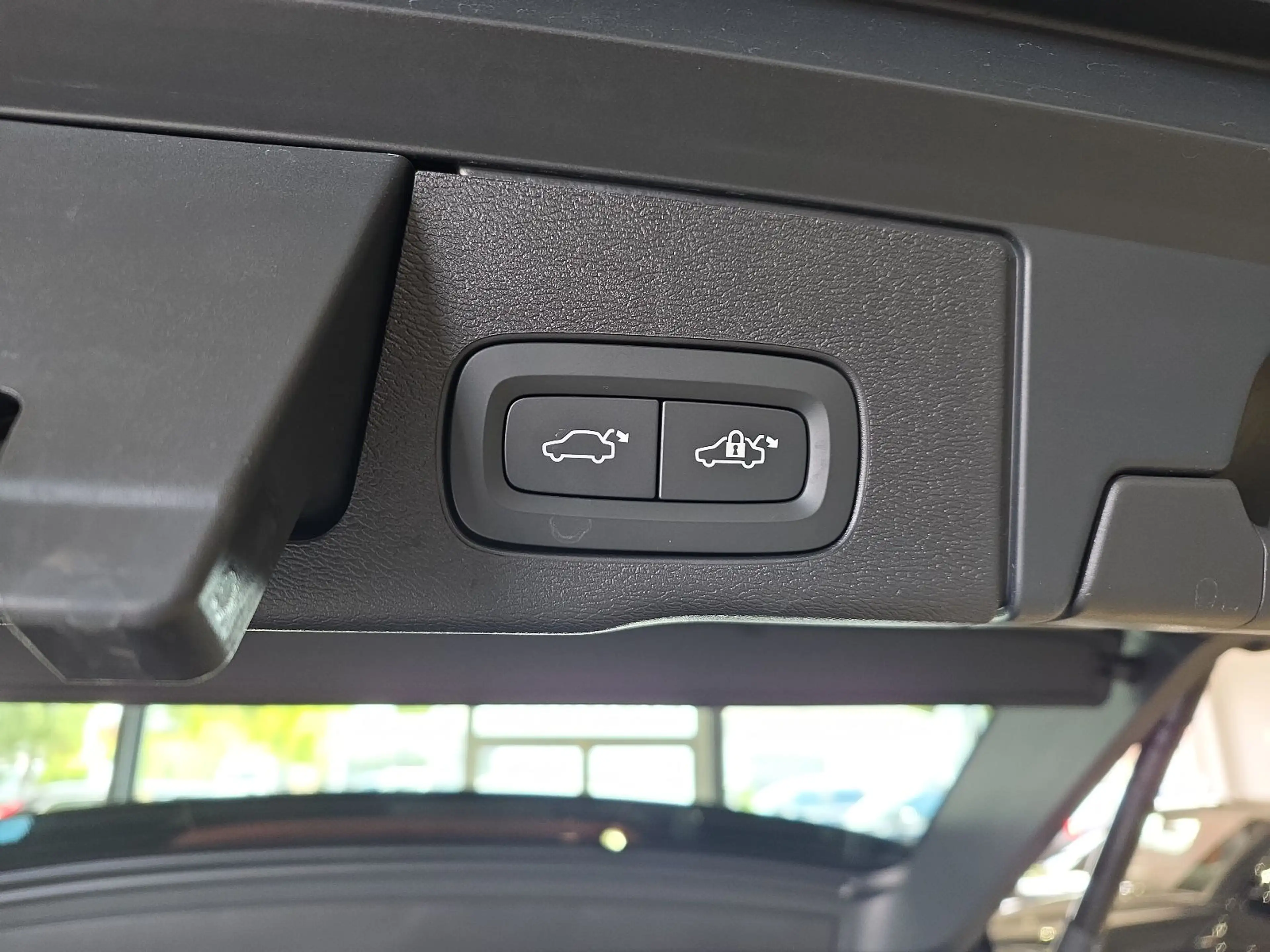Volvo XC60 B5 Inscription ACC Sitzbelüftung 360° Pano — photo 15