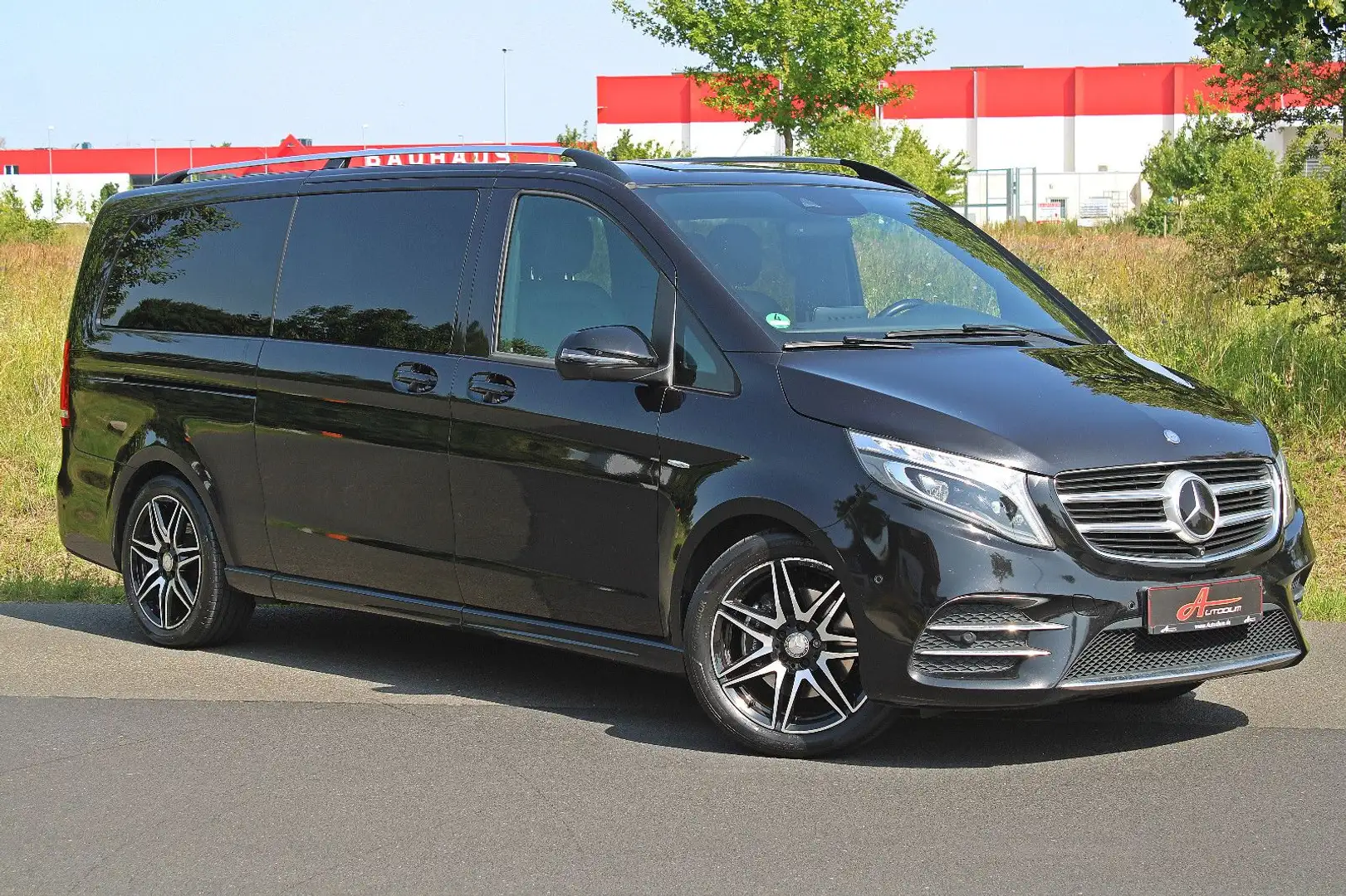 Mercedes-Benz V 250 V250d Extralang *AMG/Distro+/AHK/Leder/6.Sitzer* Noir - 2