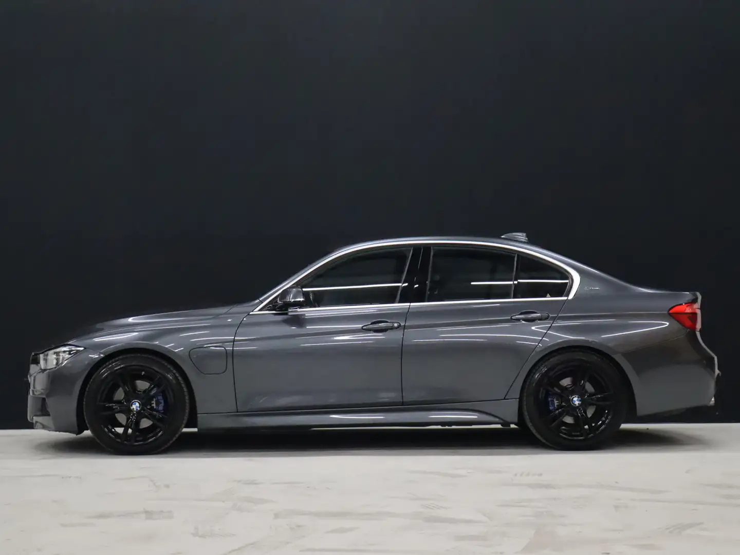 BMW 330 3-serie 330e M Sport [SPORTSTOELEN, SPORTSTUUR, PD siva - 2