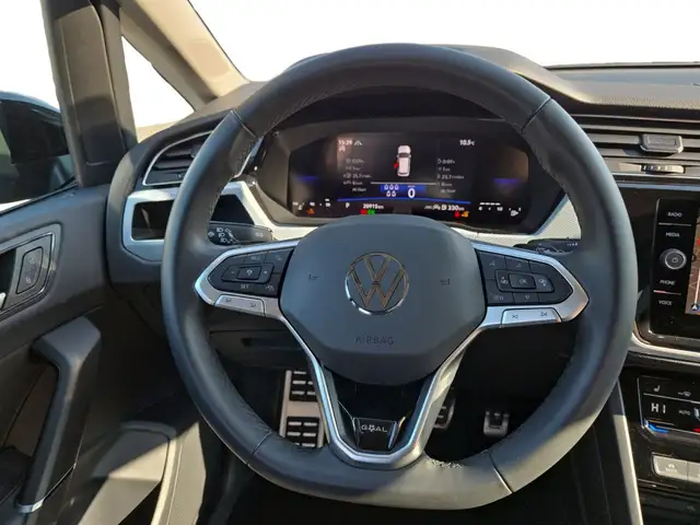 Volkswagen Touran view 13