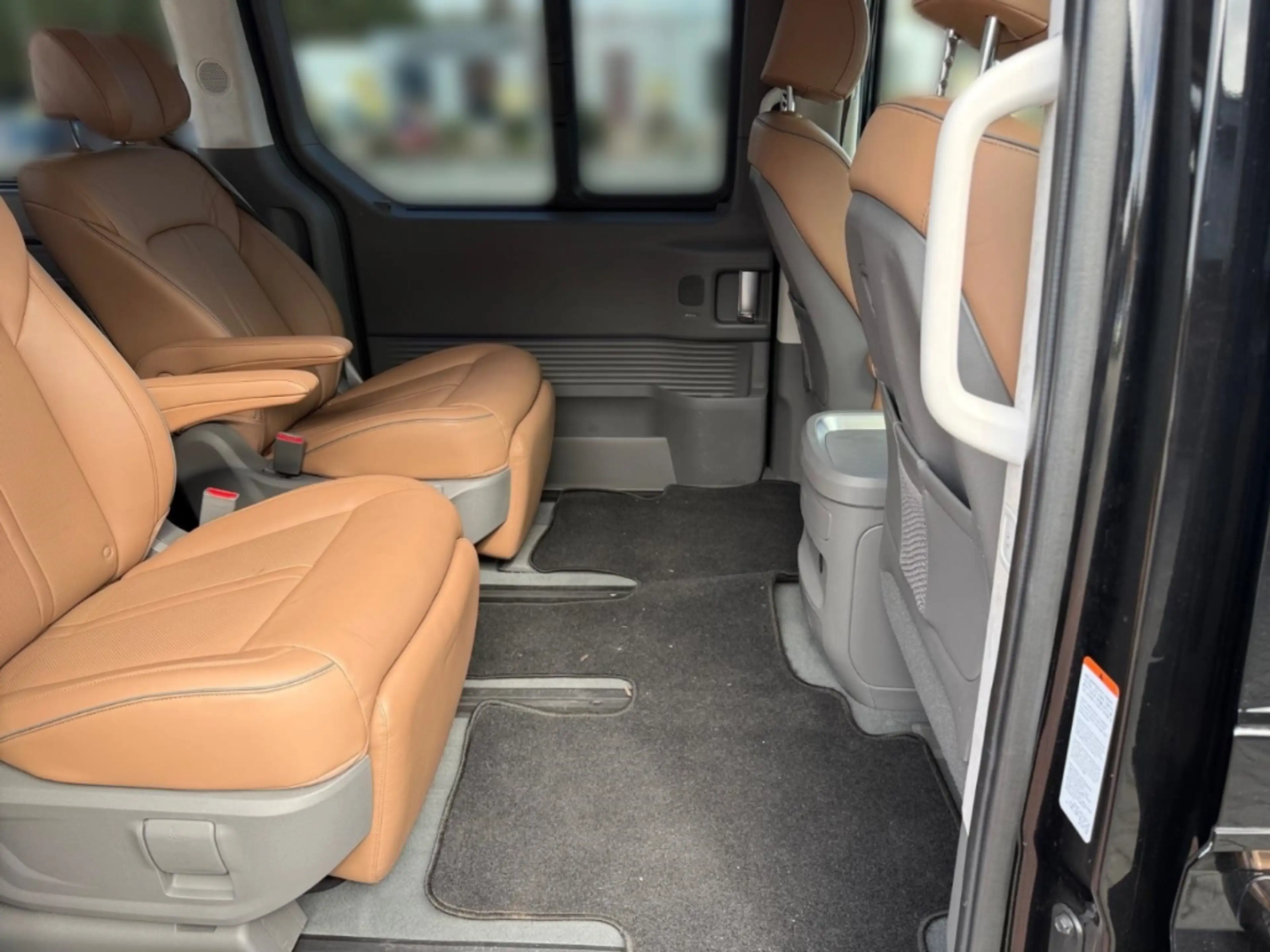 Hyundai STARIA Signature 2.2 CRDi 7-Sitzer BOSE+AHK+360°CAM — photo 12