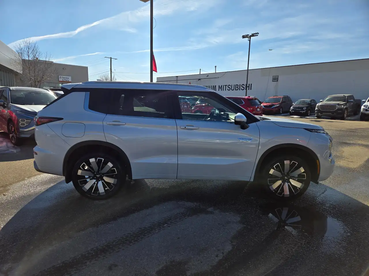 Mitsubishi Outlander снимка Mitsubishi Outlander